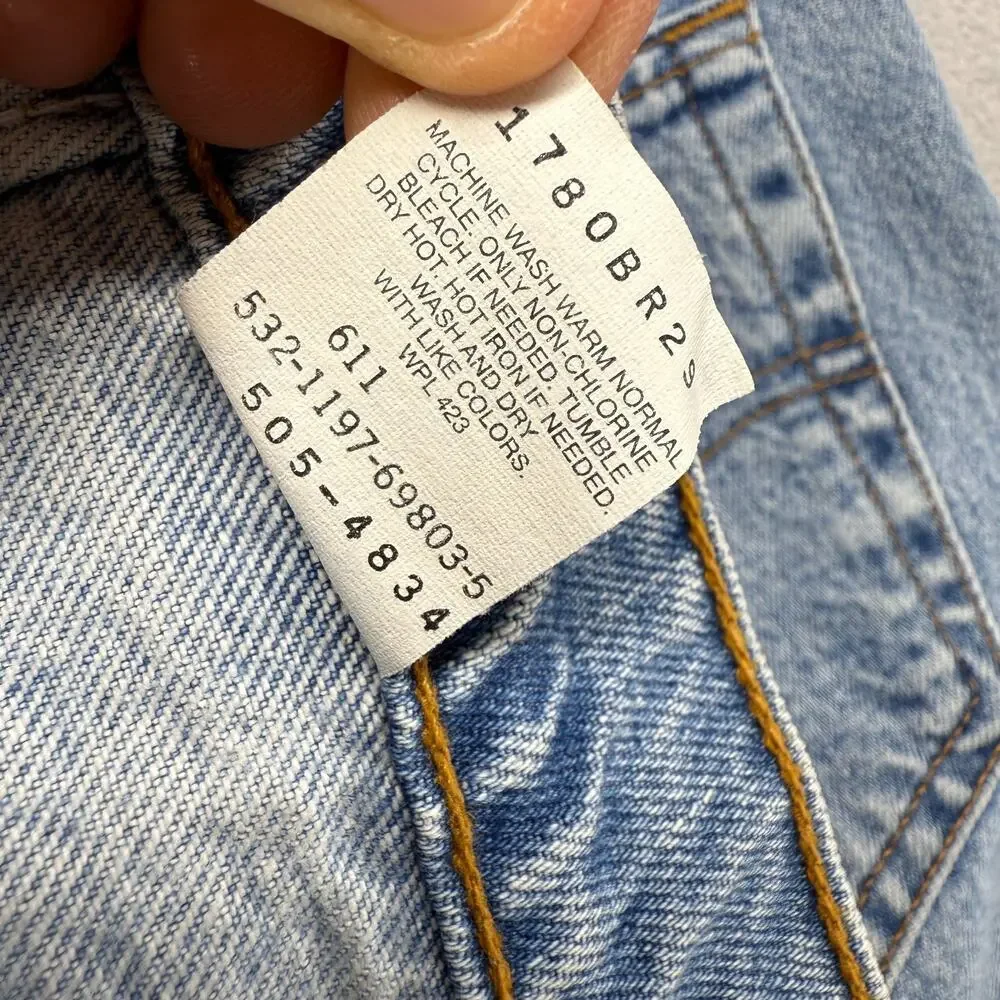 Vintage Levis Jeans Mens 36x30 Fits34x30 blue 505 made In USA Light Straight 90s